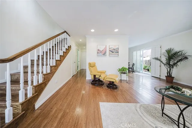 $877,000 | 801 East Mendocino Street, Unit 4A, Altadena, CA 91001