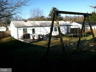609 West Beech Road Sterling, VA 20164 - Photo 23 of 24 Exterior (Rear)