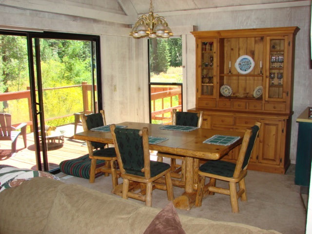 842 Beaver Pond Truckee, CA 96161 - Photo 9 of 10 a dining room with furniture and window