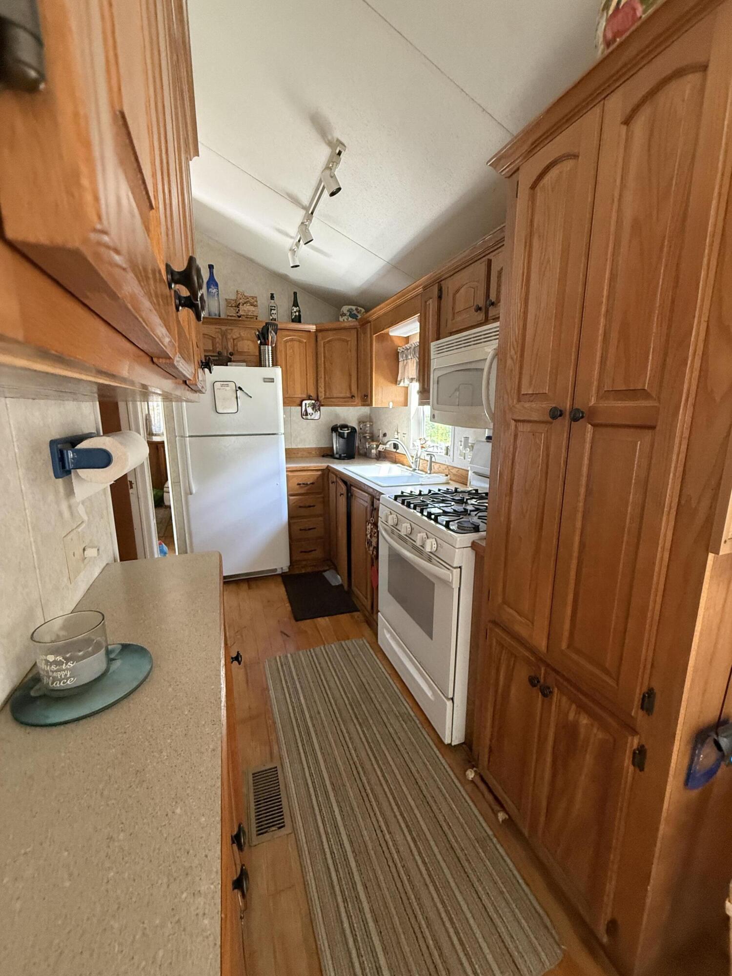 188 Norway Road Waterford, ME 04088 - Photo 8 of 10 IMG_4111