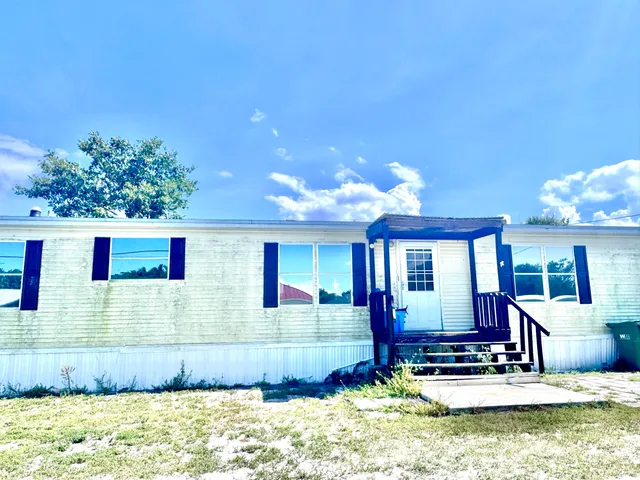 $250,000 | 2030 Southeast 24th Boulevard, Okeechobee, FL 34974
