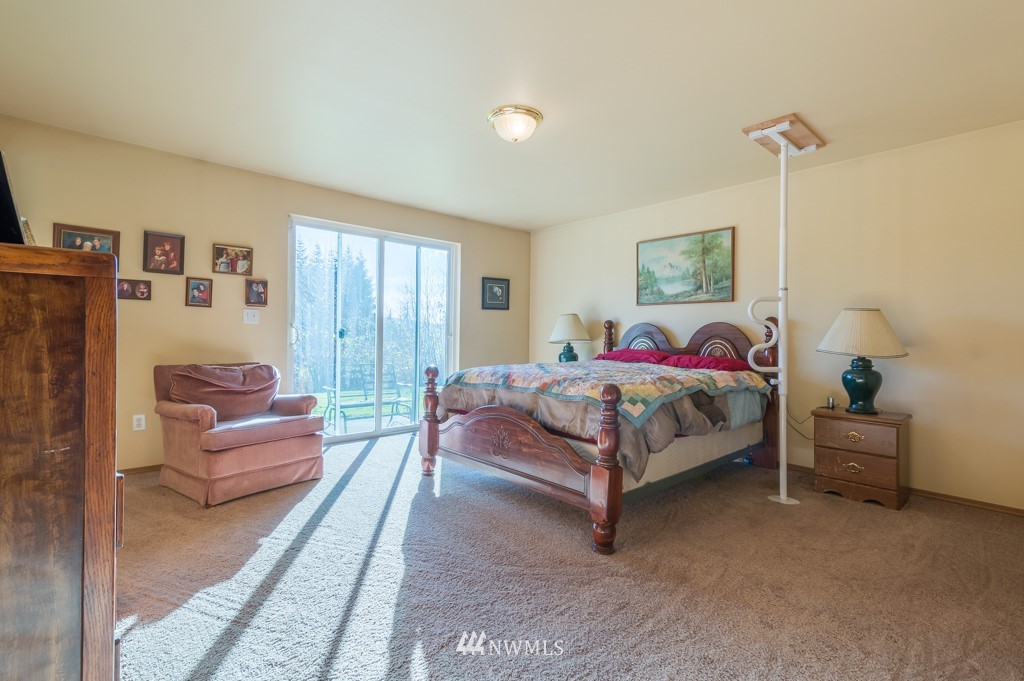 359 Larson Road Silver Creek, WA 98585 - Photo 9 of 20 Gallery Image 9
