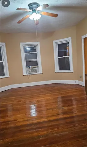 $1,900 | 216 Tremont Street, Unit 2E, Fall River, MA 02720