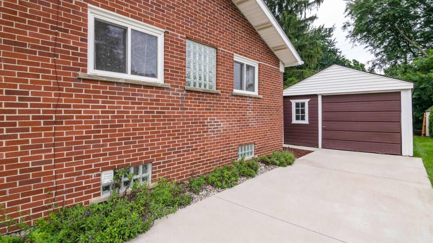 2470 Nottingham Road Ann Arbor, MI 48104 - Photo 8 of 43 Photo 8