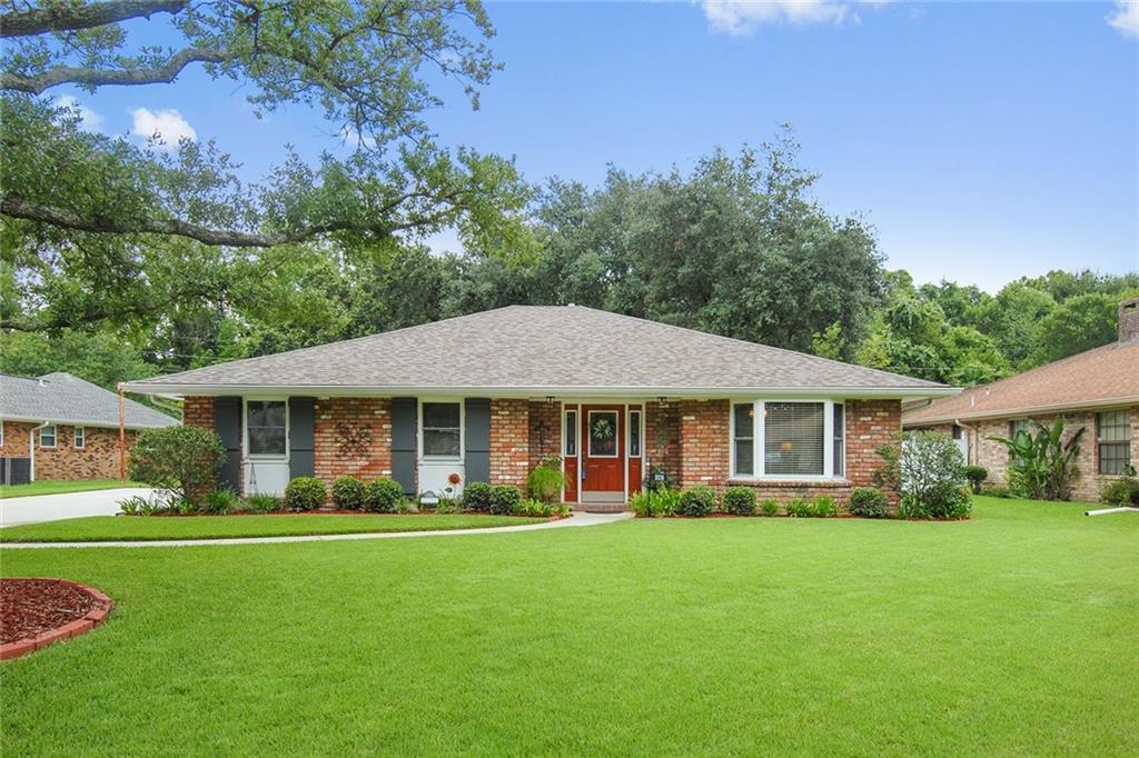 205 Devon Road Laplace, LA 70068 - Photo 2 of 18 Gallery Image 2