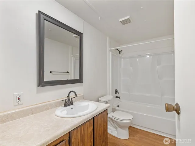 $90,000 | 11510 East Riverside Drive, Unit 26, Bothell, WA 98011