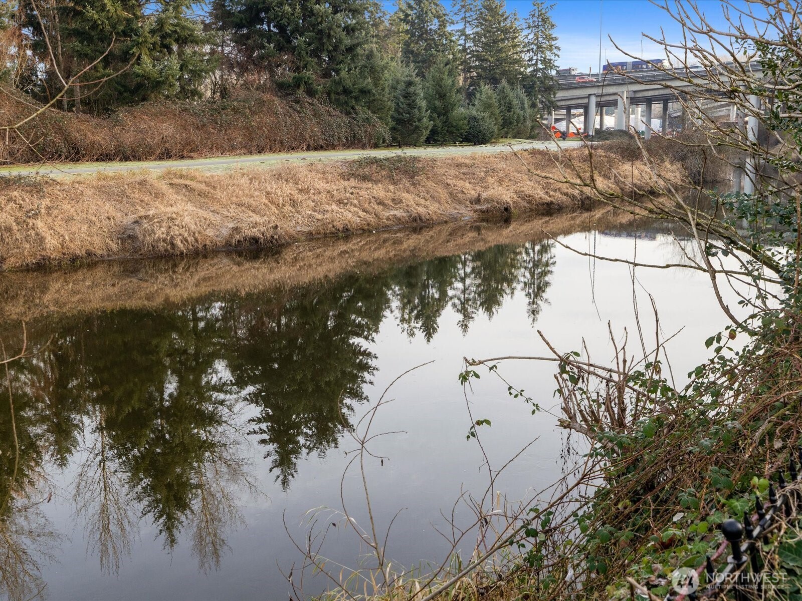 11510 East Riverside Drive, Unit 26 Bothell, WA 98011 - Photo 26 of 33