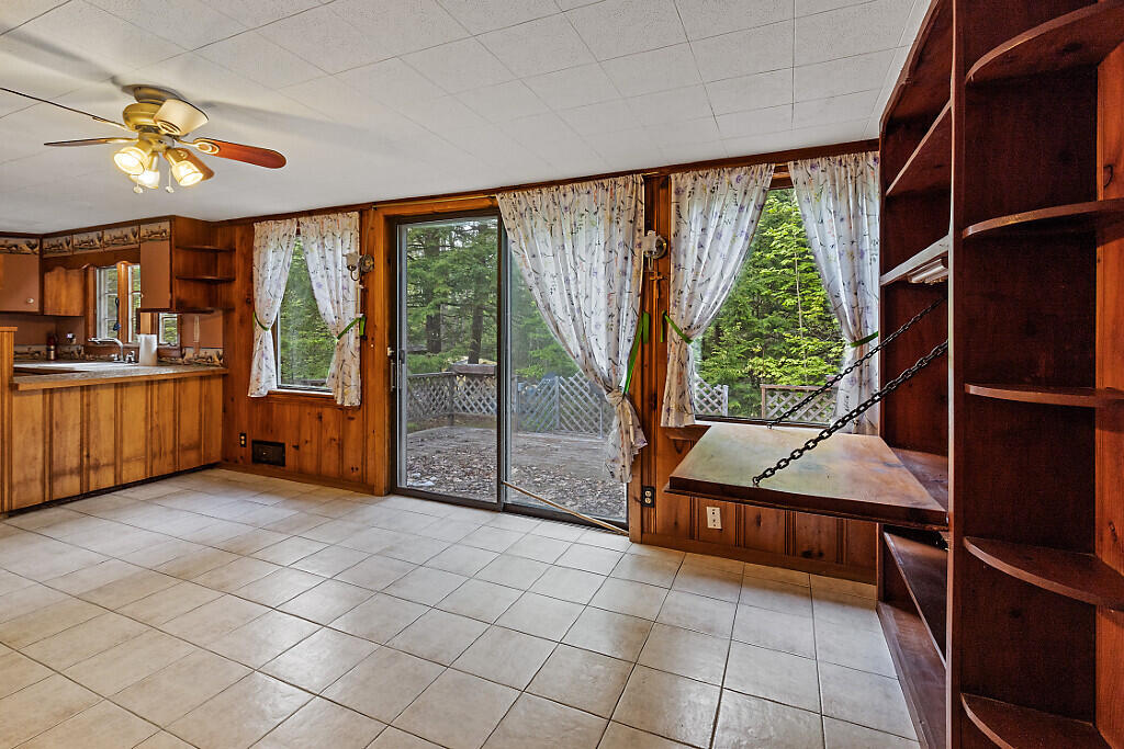 587 Lewiston Road Topsham, ME 04086 - Photo 11 of 25 06_BP5A0579_DxO_mls