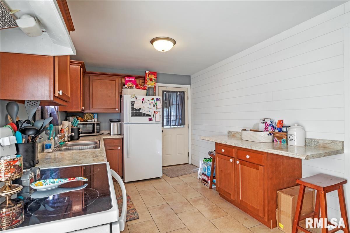 3132 Rita Avenue Springfield, IL 62703 - Photo 13 of 18