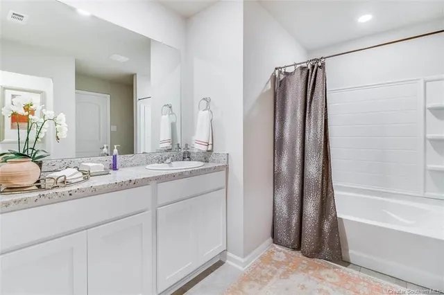 $242,500 | 333 Sawyer Drive, Sulphur, LA 70665