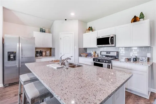 $242,500 | 333 Sawyer Drive, Sulphur, LA 70665