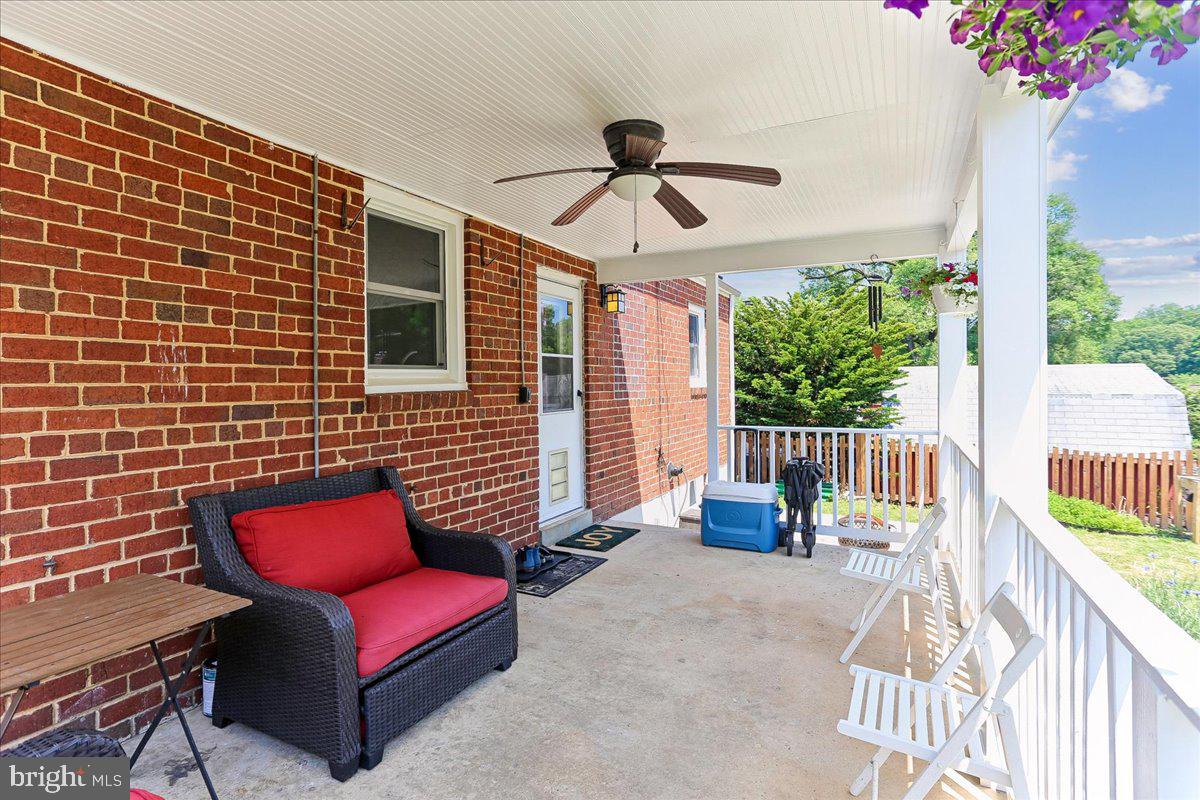 1504 Crest Road Silver Spring, MD 20902 - Photo 3 of 52