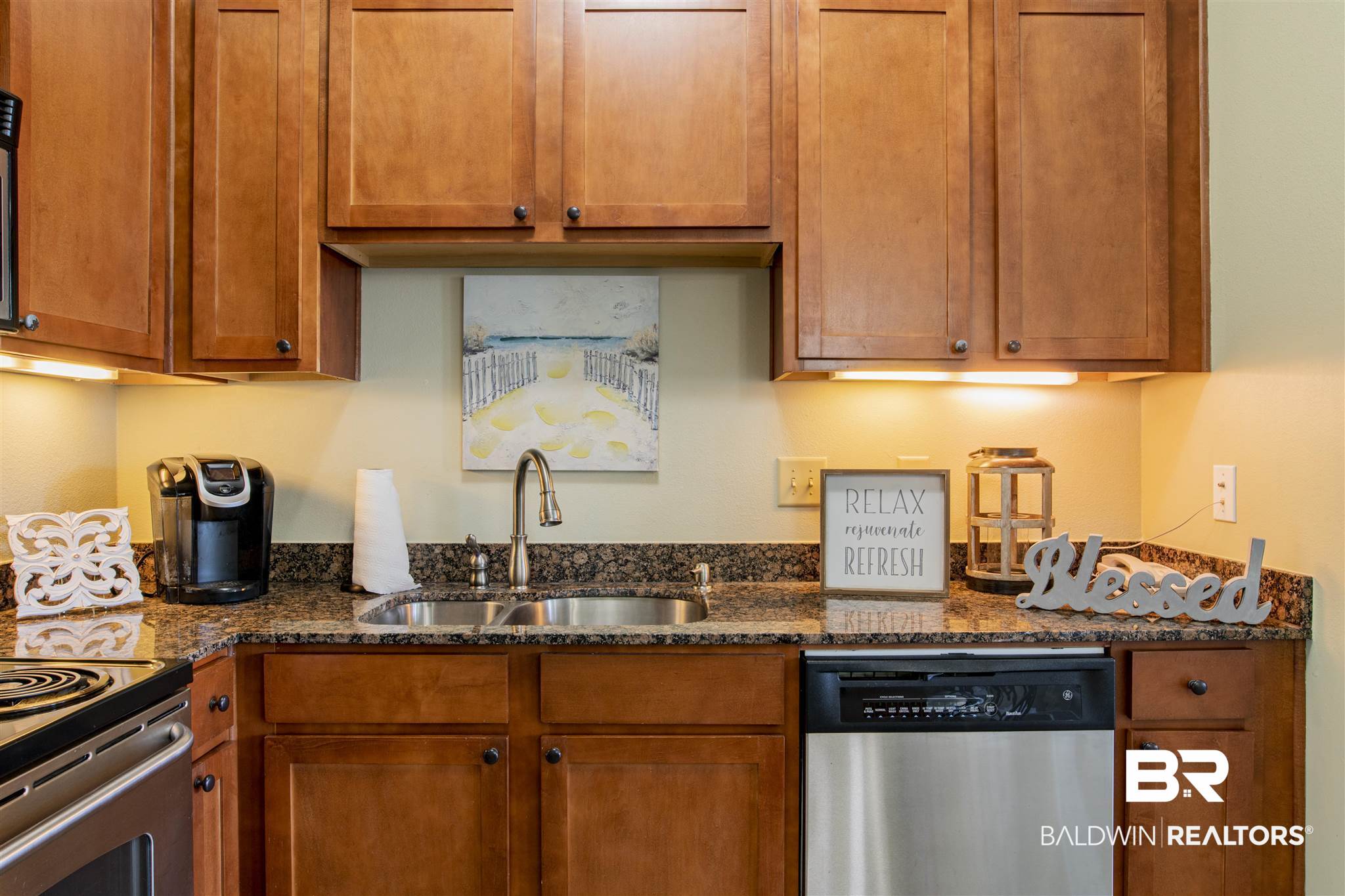 1430 Regency Road, Unit J303 Gulf Shores, AL 36542 - Photo 6 of 28 Gallery Image 6