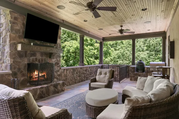 $3,600,000 | 399 Lady Of The Lake Lane, Franklin, TN 37067