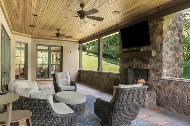 $3,600,000 | 399 Lady Of The Lake Lane, Franklin, TN 37067