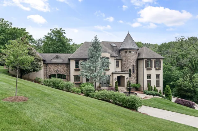 $3,600,000 | 399 Lady Of The Lake Lane, Franklin, TN 37067