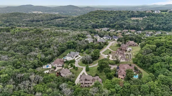 $3,600,000 | 399 Lady Of The Lake Lane, Franklin, TN 37067