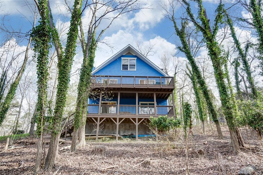 6013 Lanai Lane Tega Cay, SC 29708 - Photo 1 of 47 Gallery Image 1