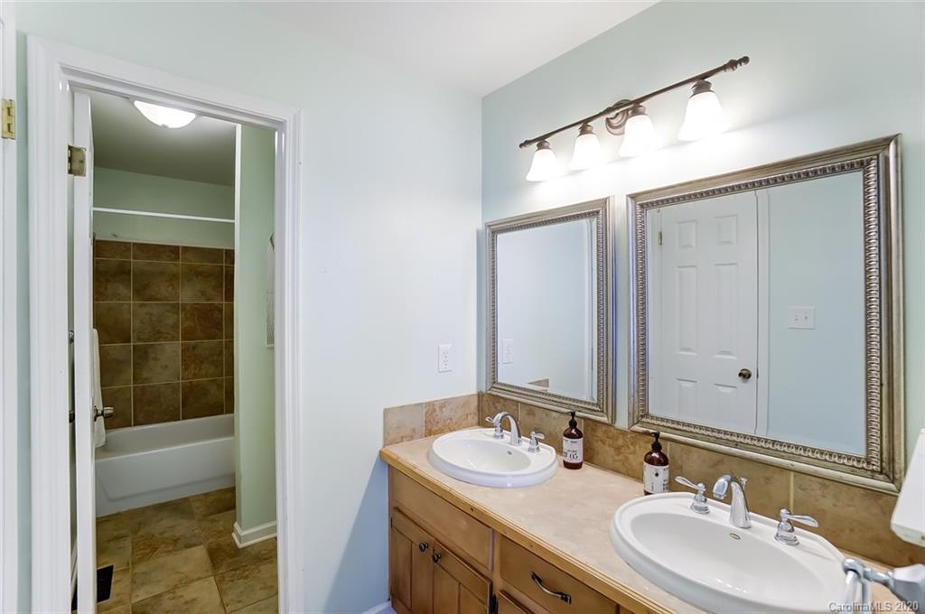 6013 Lanai Lane Tega Cay, SC 29708 - Photo 25 of 47 Gallery Image 25