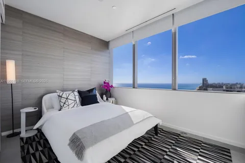 $3,900,000 | 2000 South Ocean Drive, Unit 25B, Hallandale Beach, FL 33009