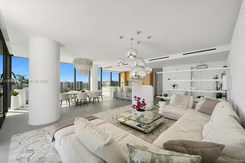 $3,900,000 | 2000 South Ocean Drive, Unit 25B, Hallandale Beach, FL 33009