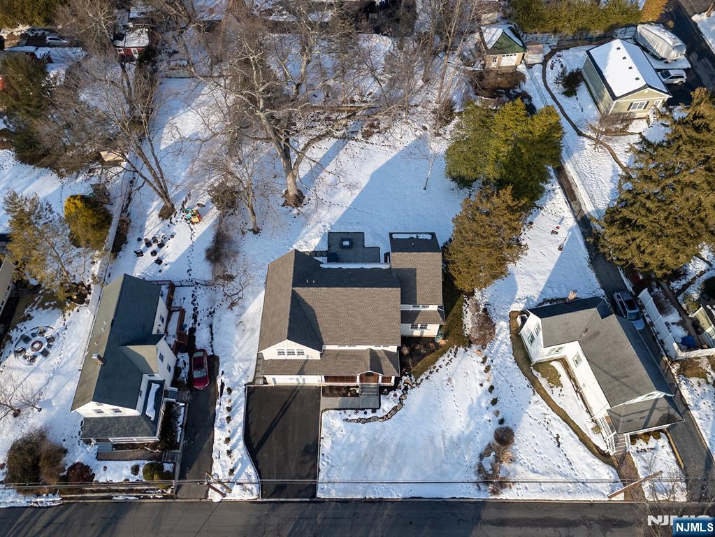 62 Colony Avenue Park Ridge, NJ 07656 - Photo 49 of 50 an aerial view of a house with a yard