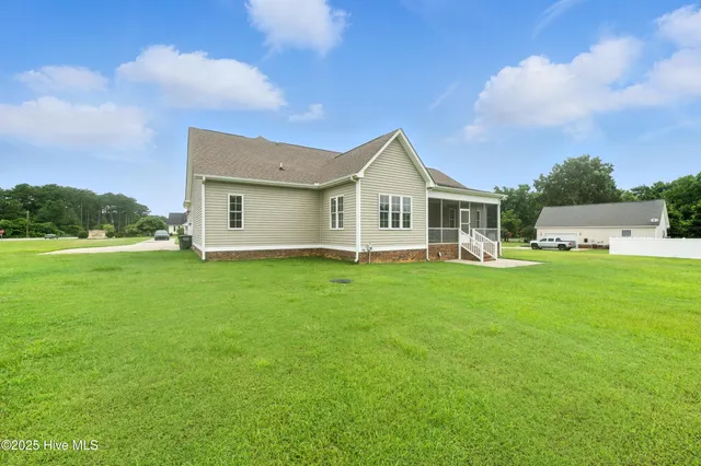 $479,900 | 8637 Forest Cove Road, Elm City, NC 27822