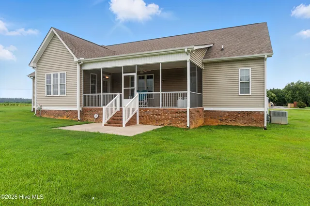 $479,900 | 8637 Forest Cove Road, Elm City, NC 27822