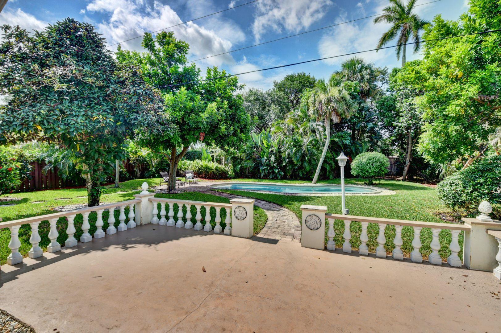 700 Southwest 5th Street Boca Raton, FL 33486 - Photo 28 of 32 Patio
