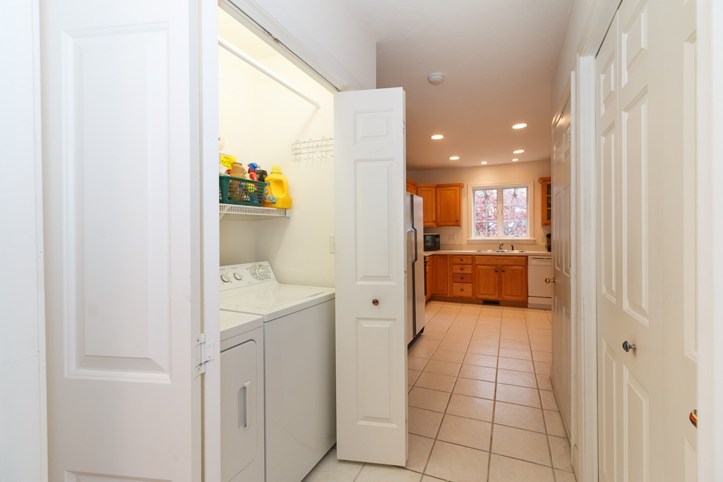 36 Windsor Point, Unit 36 Mashpee, MA 02649 - Photo 8 of 23 Gallery Image 8