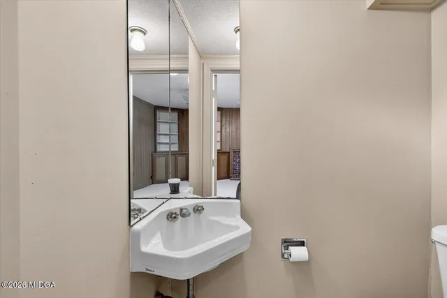 $299,900 | 1802 Pine Forest Circle, Dublin, GA 31021