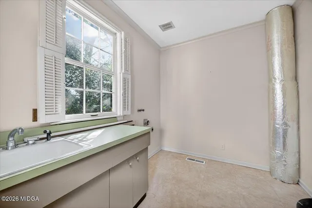 $299,900 | 1802 Pine Forest Circle, Dublin, GA 31021