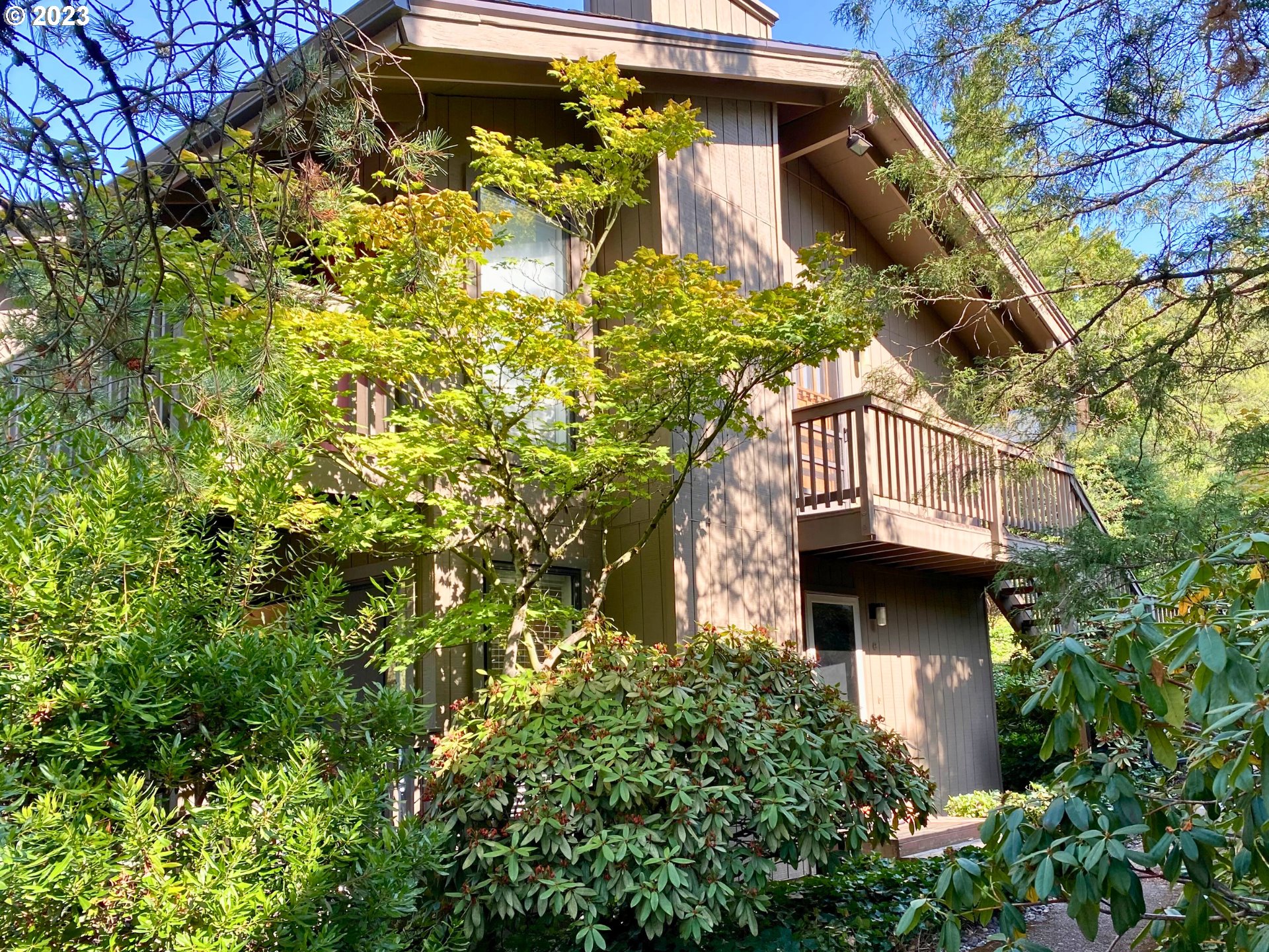 7732 Southwest Barnes Road, Unit C Portland, OR 97225 - Photo 1 of 27 Gallery Image 1