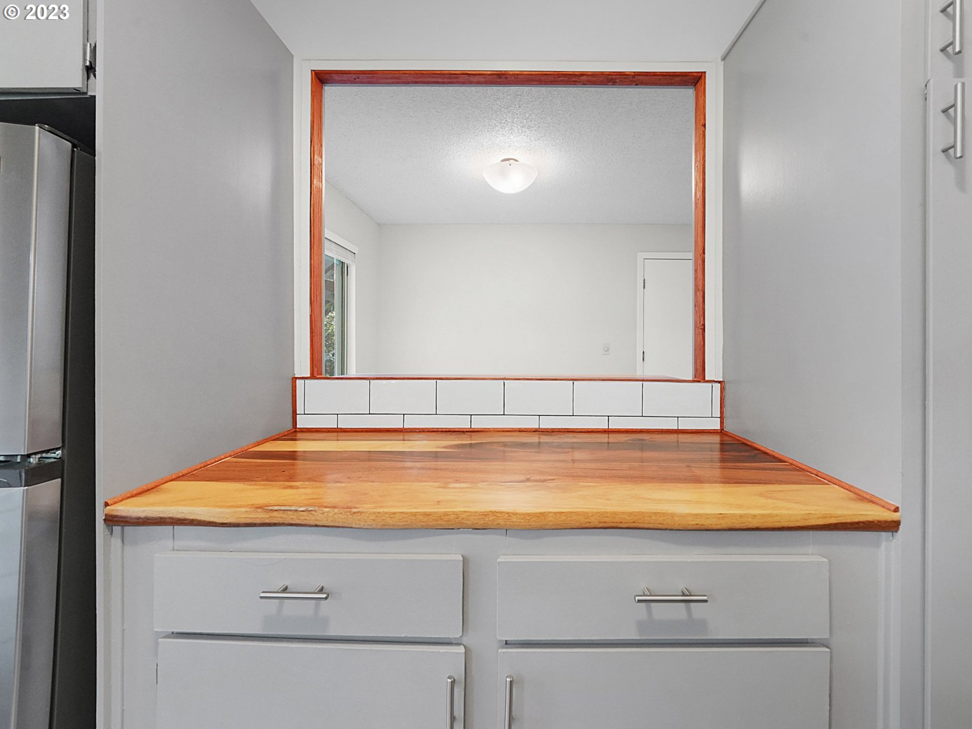 7732 Southwest Barnes Road, Unit C Portland, OR 97225 - Photo 7 of 27 Kitchen