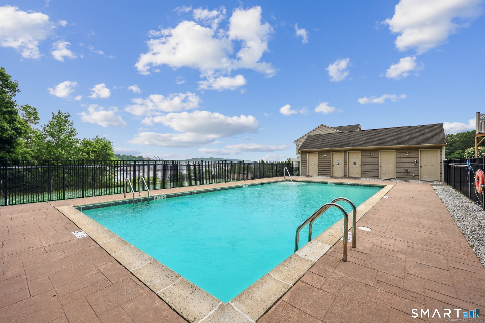 64 Scotch Cap Road, Unit 107 Waterford, CT 06375 - Photo 37 of 40