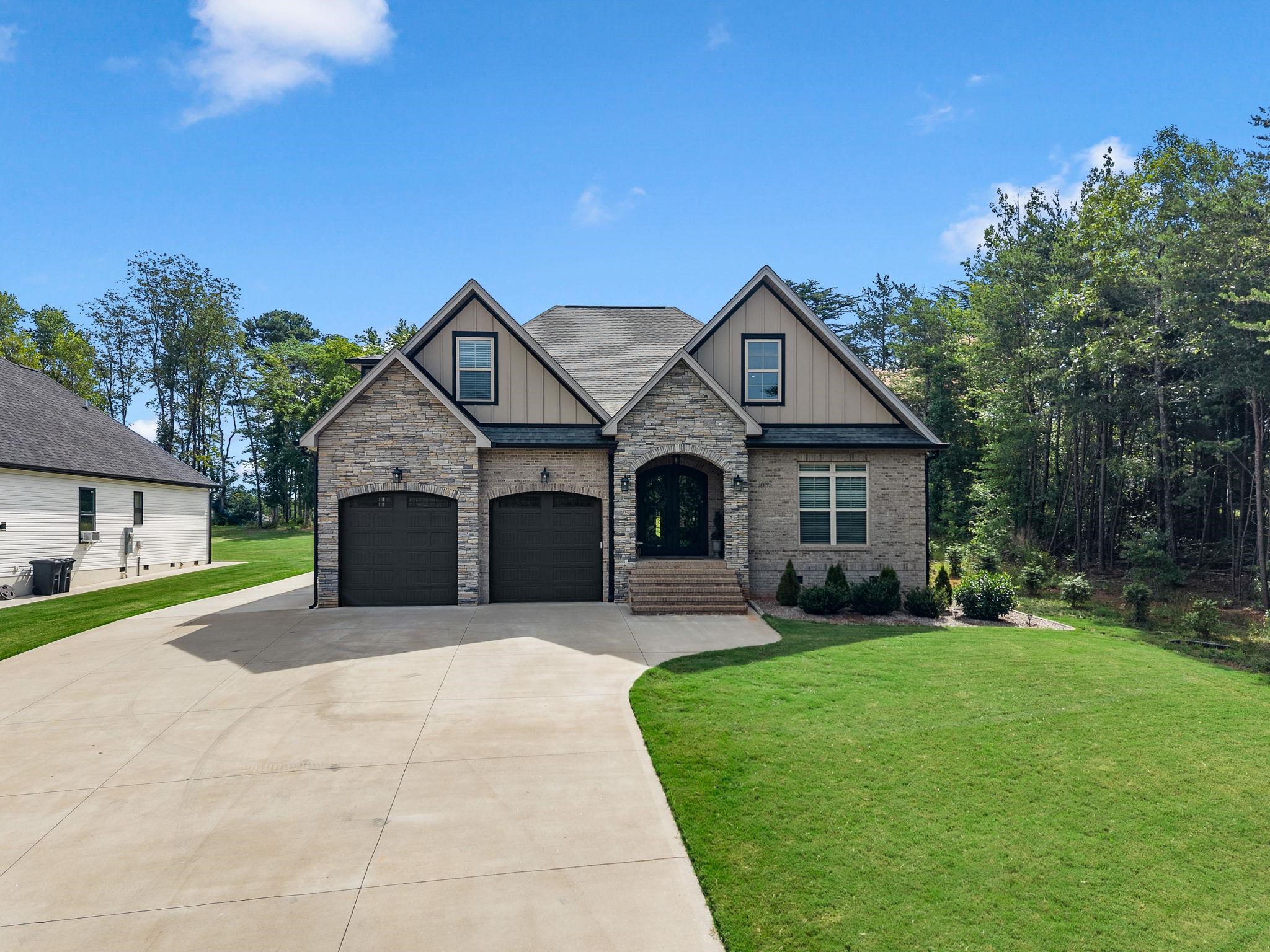 1687 Dickson Road Inman, SC 29349 - Photo 3 of 37