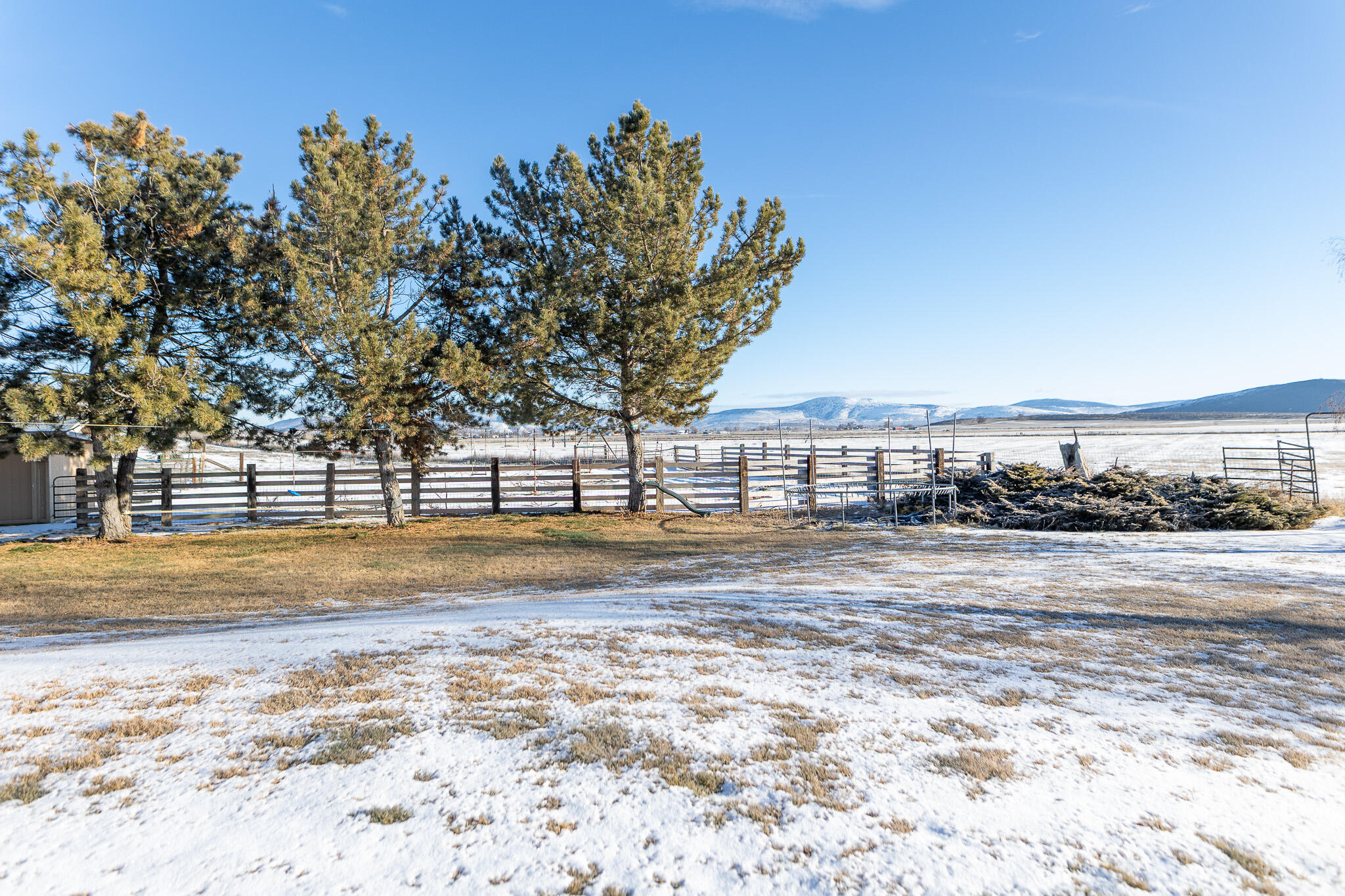 521 Old Midland Road Klamath Falls, OR 97603 - Photo 5 of 48 335A3429