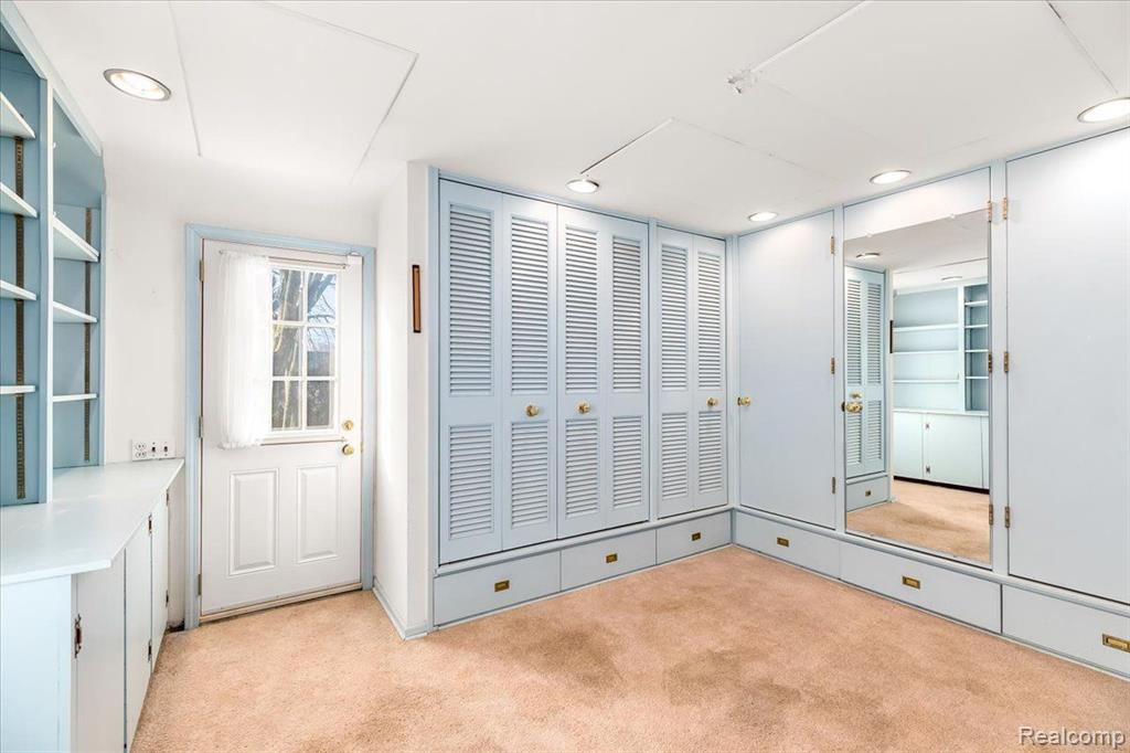 125 Stephens Road Grosse Pointe Farms, MI 48236 - Photo 24 of 50