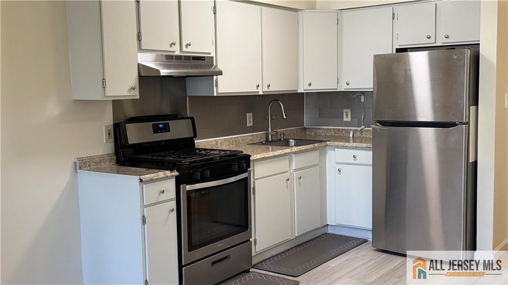 421 Draco Road, Unit 421 Piscataway, NJ 08854 - Photo 3 of 11