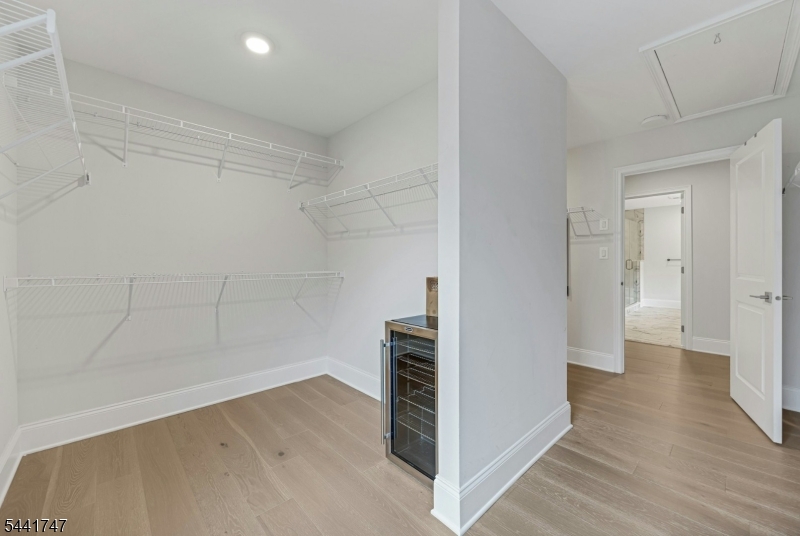 63 Samuel Way Chatham, NJ 07928 - Photo 16 of 48