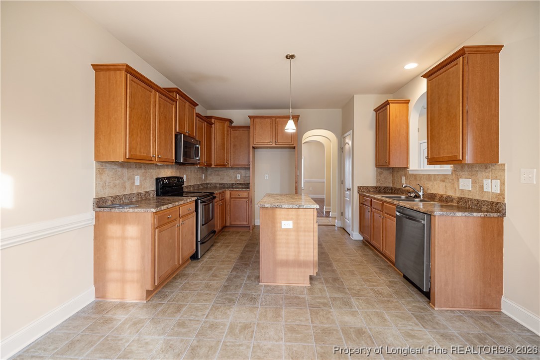 298 Porlock Way Raeford, NC 28376 - Photo 16 of 49