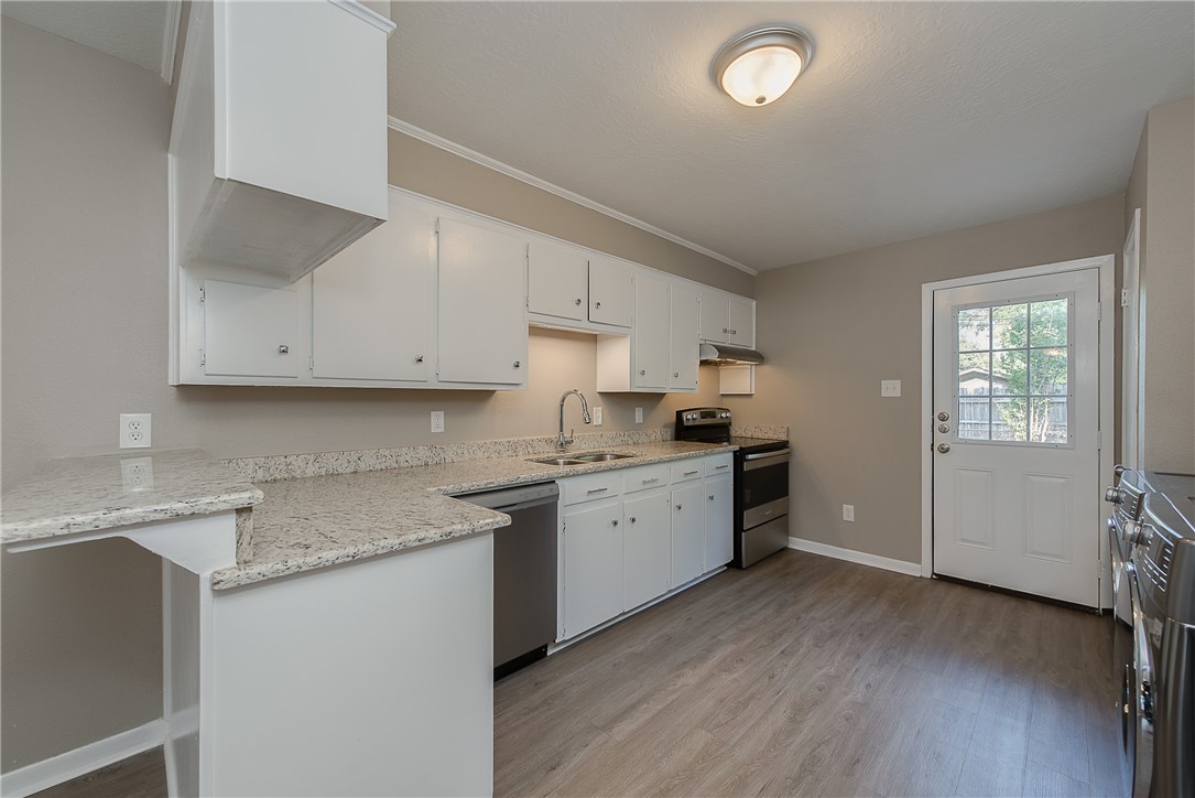 3917 Olive Street, Unit B Bryan, TX 77801 - Photo 5 of 11