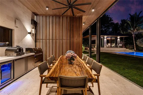 $4,495,000 | 967 Northeast 78th Street, Miami, FL 33138