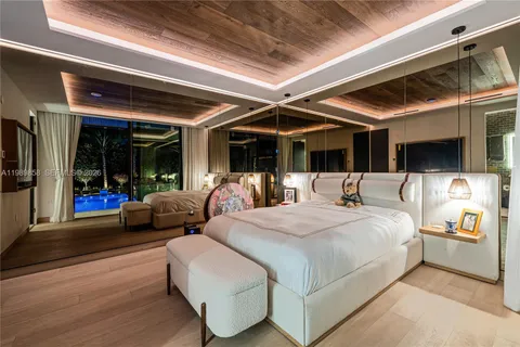 $4,495,000 | 967 Northeast 78th Street, Miami, FL 33138
