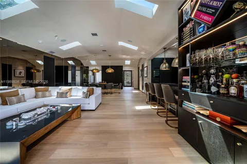 $4,495,000 | 967 Northeast 78th Street, Miami, FL 33138