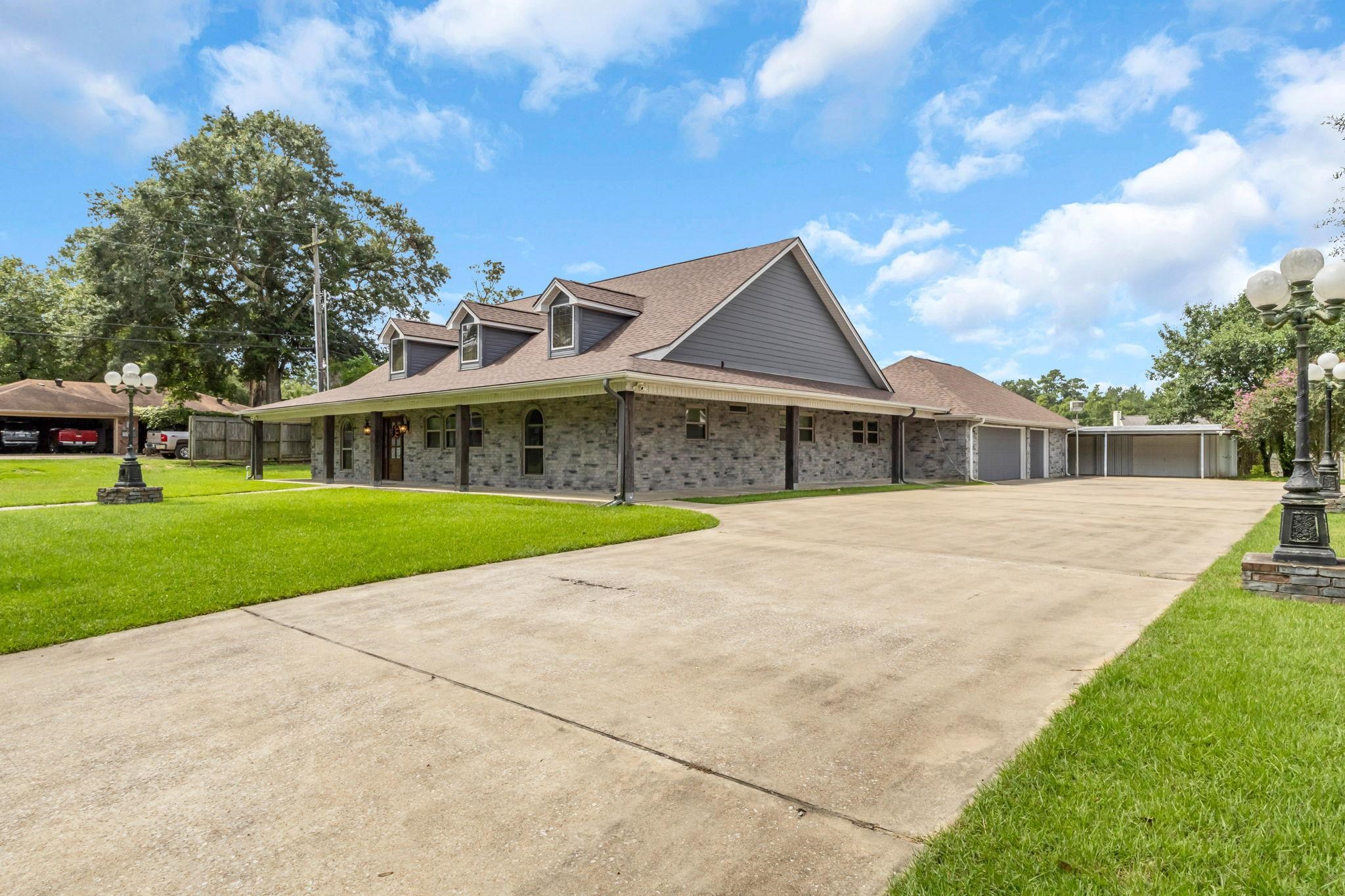 2275 Belfast Way Vidor, TX 77662 - Photo 5 of 45