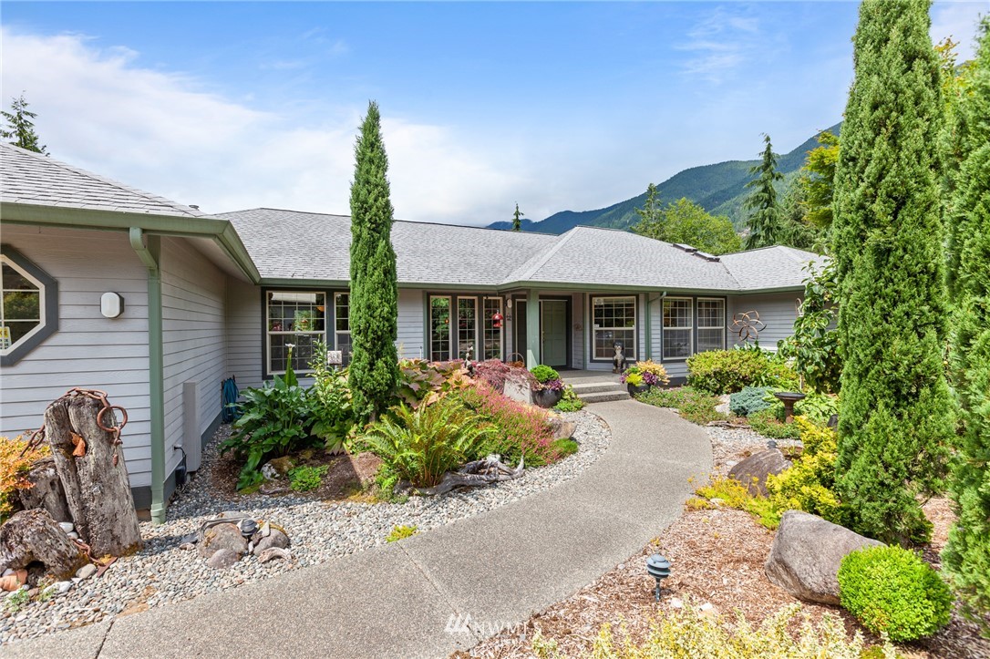 222 Sickel Loop Road Brinnon, WA 98320 - Photo 2 of 25 Gallery Image 2