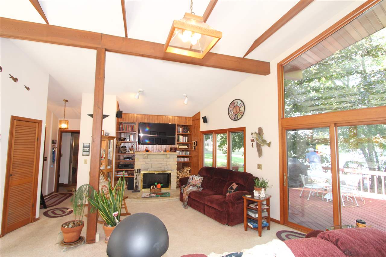 3798 Cottage Reserve Road Northeast Solon, IA 52333 - Photo 8 of 25 Gallery Image 8