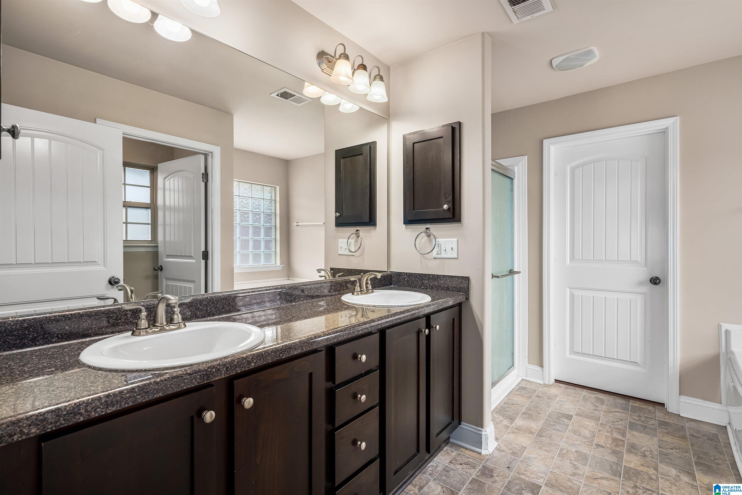 352 Tanglewood Circle Alabaster, AL 35007 - Photo 18 of 26