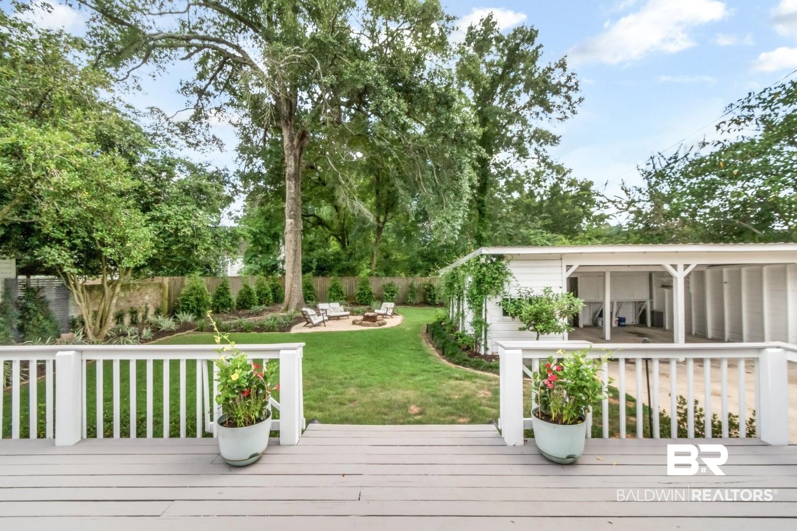 2009 Old Shell Road Mobile, AL 36607 - Photo 44 of 55
